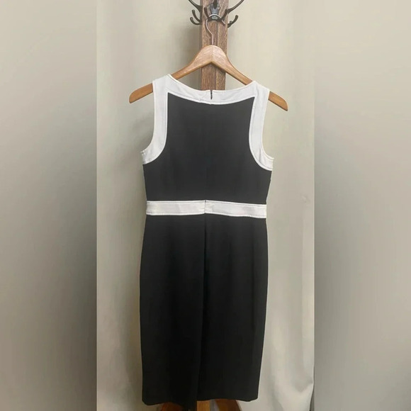 Talbots Little Black Dress w/ White Trim Mini Flattering Stretch EUC Size: 4 - Picture 4 of 9